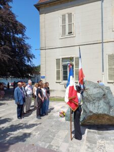 Thomas, Nausicaa et Manon, stèle de la déportation, Vesoul